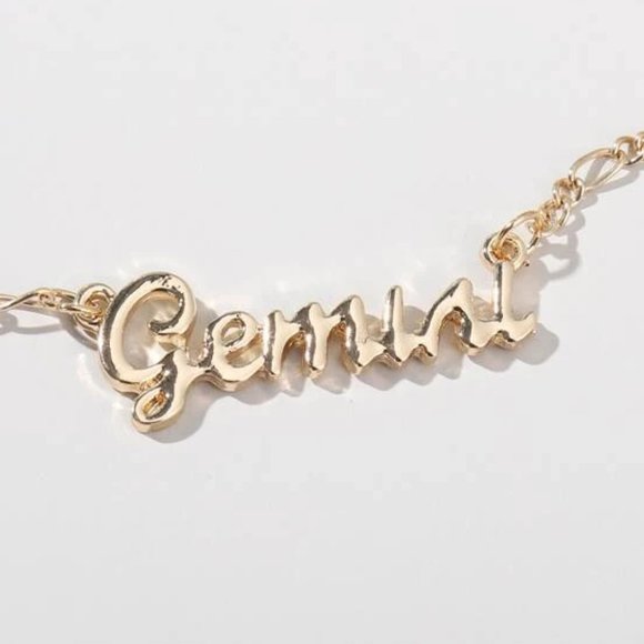 Gemini Zodiac Golden Bracelet - Picture 2 of 2